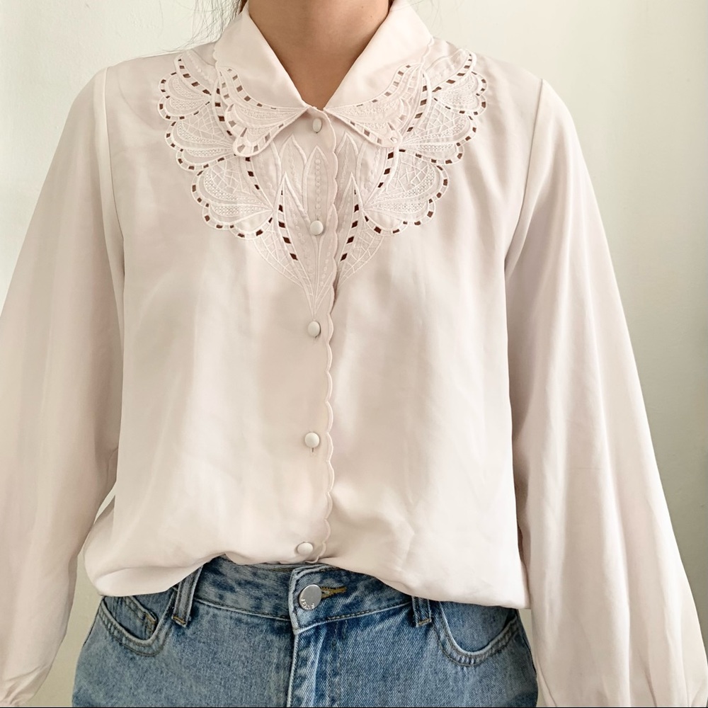 Vintage Embroidered Collar Button Down Shirt